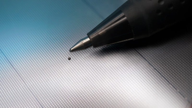 SiTime Enters Resonator Market With Tiny MEMS-Based Devices